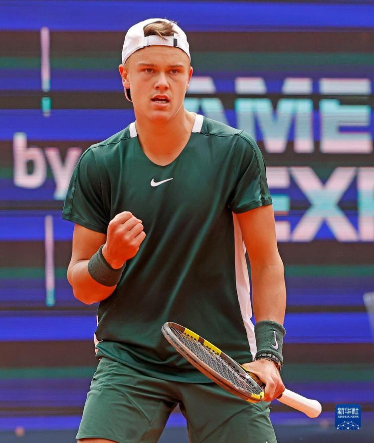 底线攻防转 底线攻防转