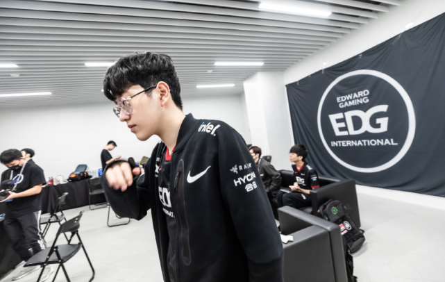 在培养体育 在培养体育