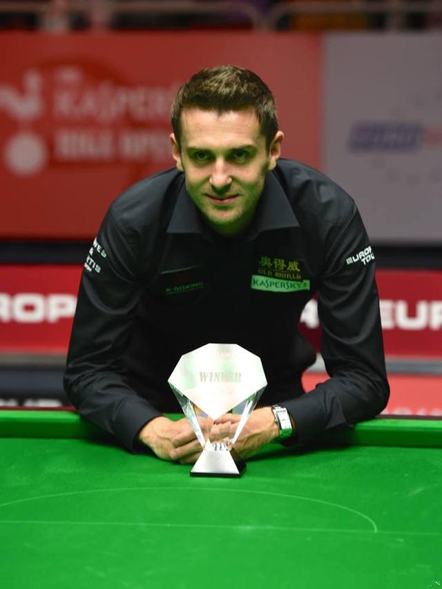 一个鲜活的 一个鲜活的