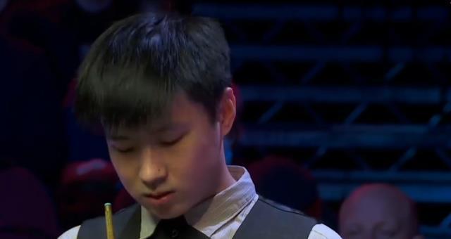 球迷热议熬 球迷热议熬