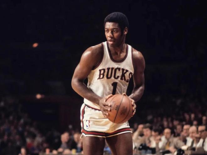 一次混战中 一次混战中